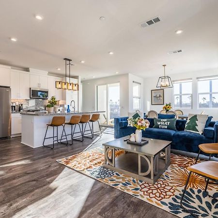Disney Firework View 3 Bedrooms Townhouse Kitchen Fast Wifi Anaheim Exterior photo